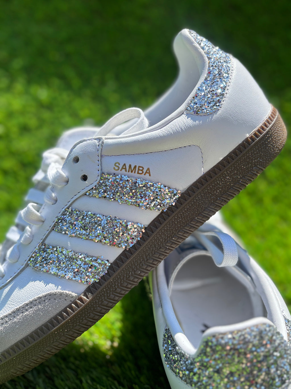 Silver glitter Adidas samba OG sneakers.