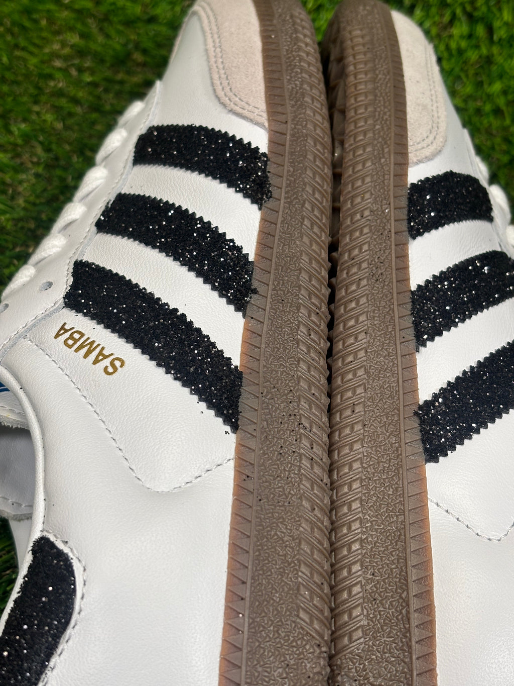 Black glitter Adidas samba OG sneakers. Sparkly bling sneakers