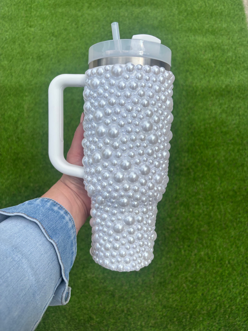White pearl Stanley quencher, all white pearl tumbler. 40oz