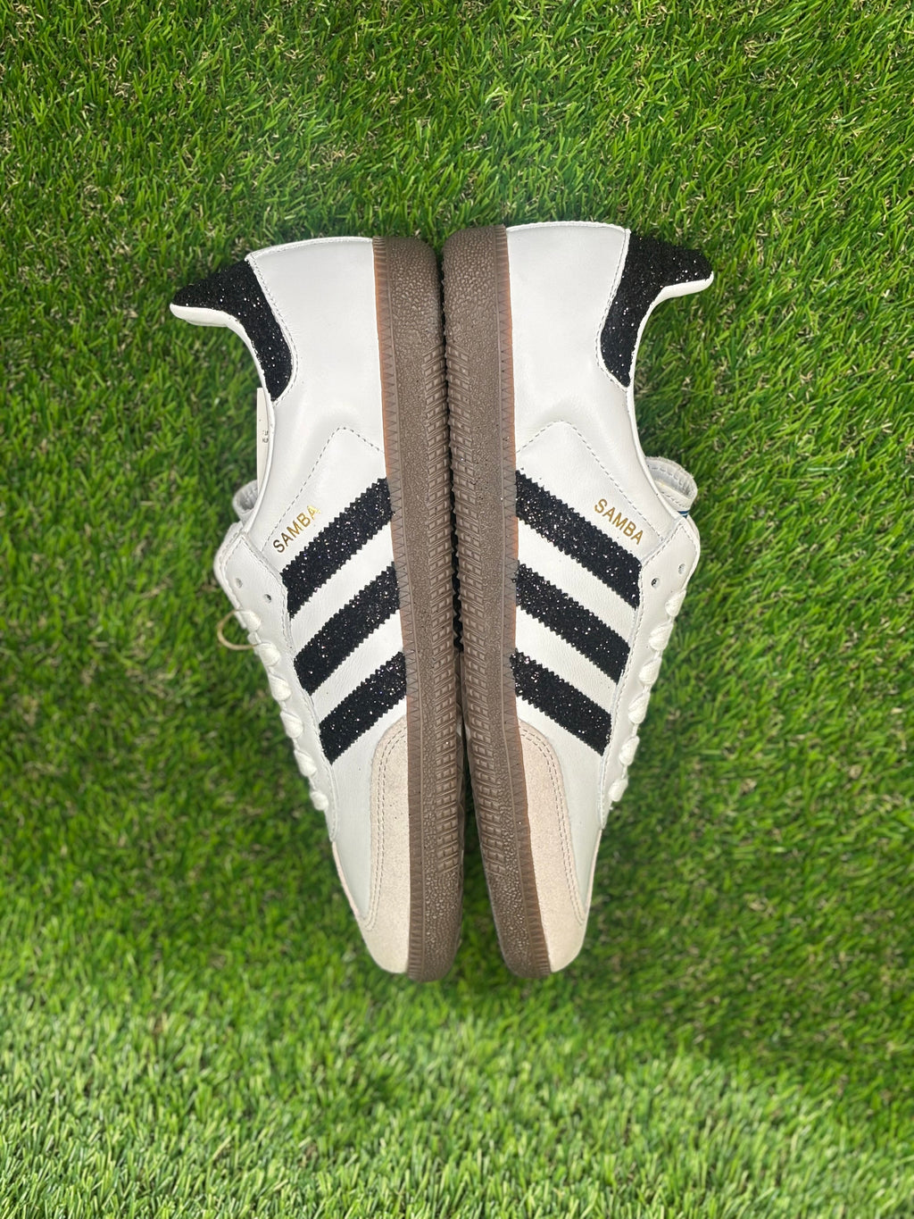 Black glitter Adidas samba OG sneakers. Sparkly bling sneakers