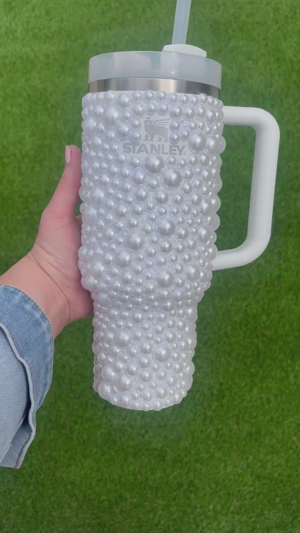 White pearl Stanley quencher, all white pearl tumbler. 40oz